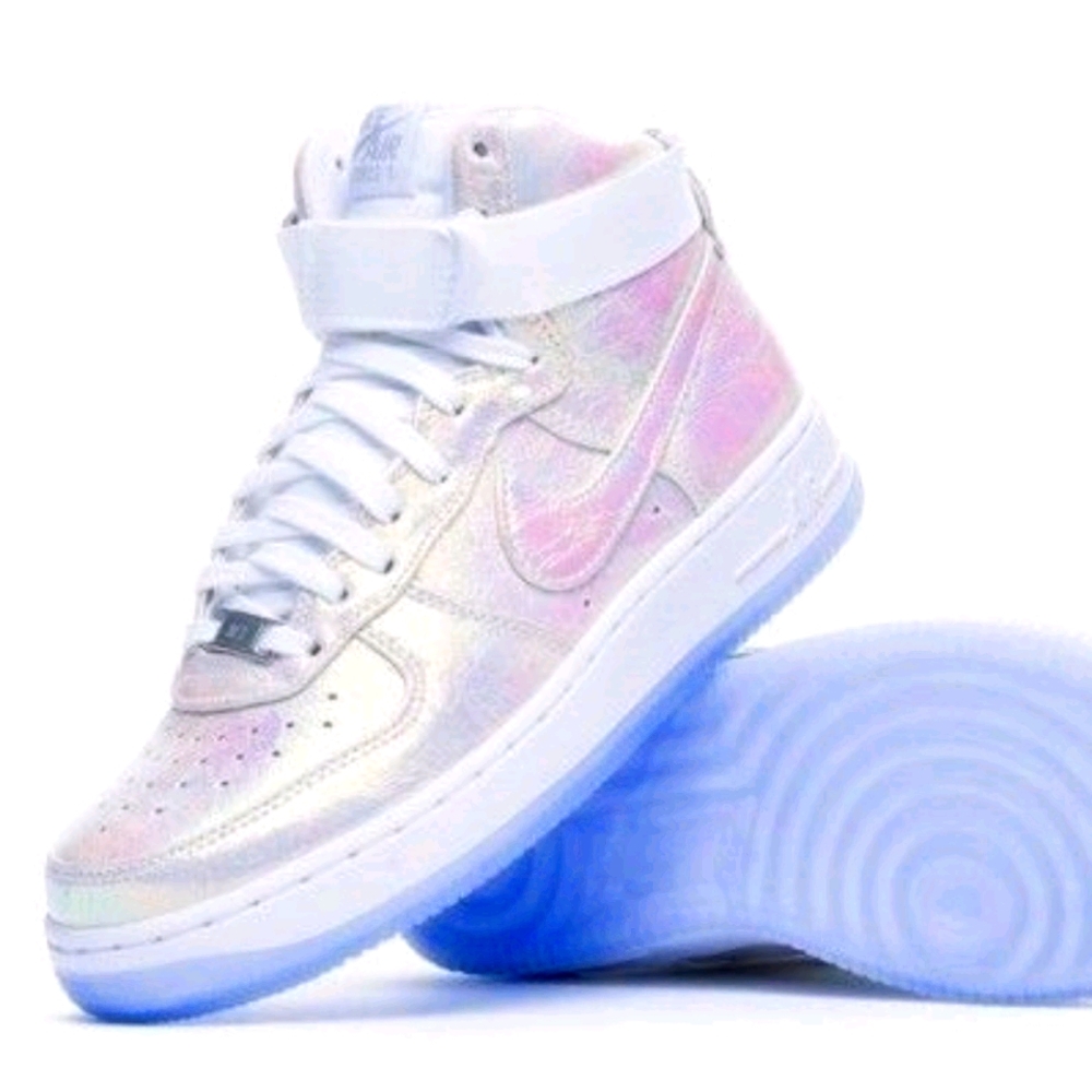 🌈•.°•⊹ iN SEARCH 0F 》